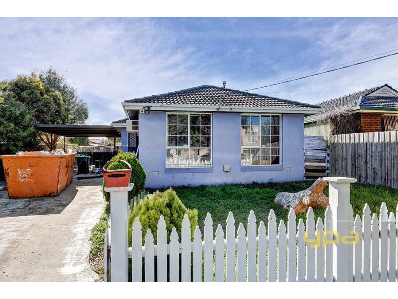 10 Penguin Street, Melton West VIC 3337