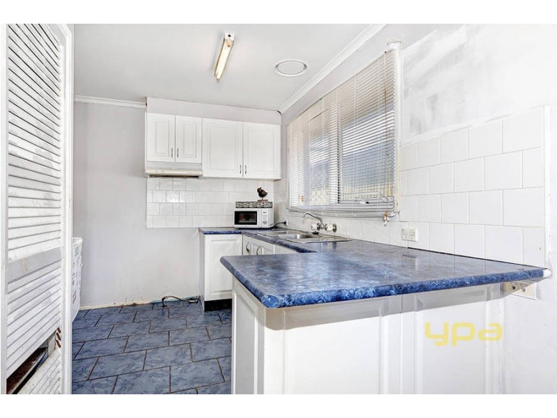 10 Penguin Street, Melton West VIC 3337