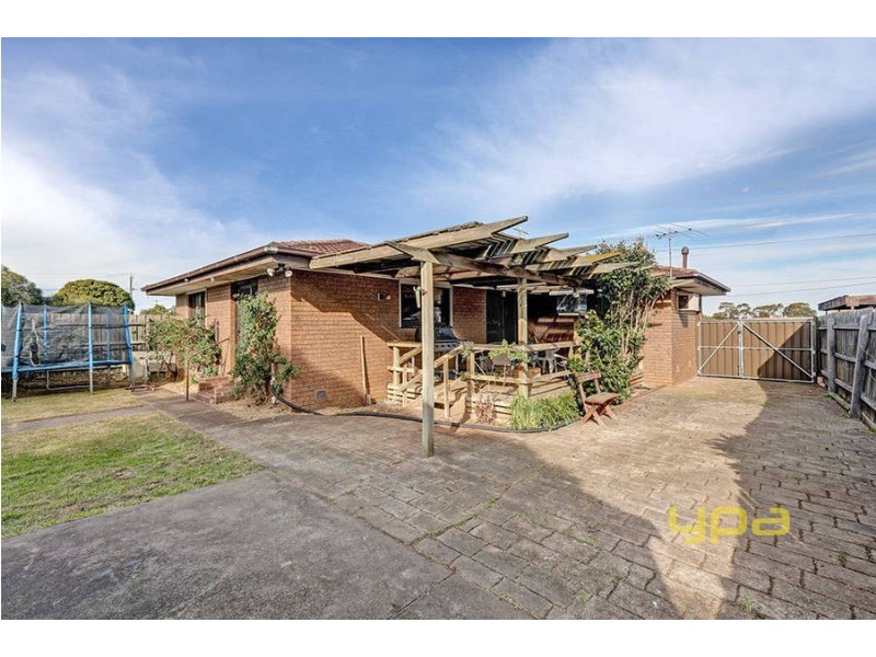 100 Barries Road, Melton VIC 3337