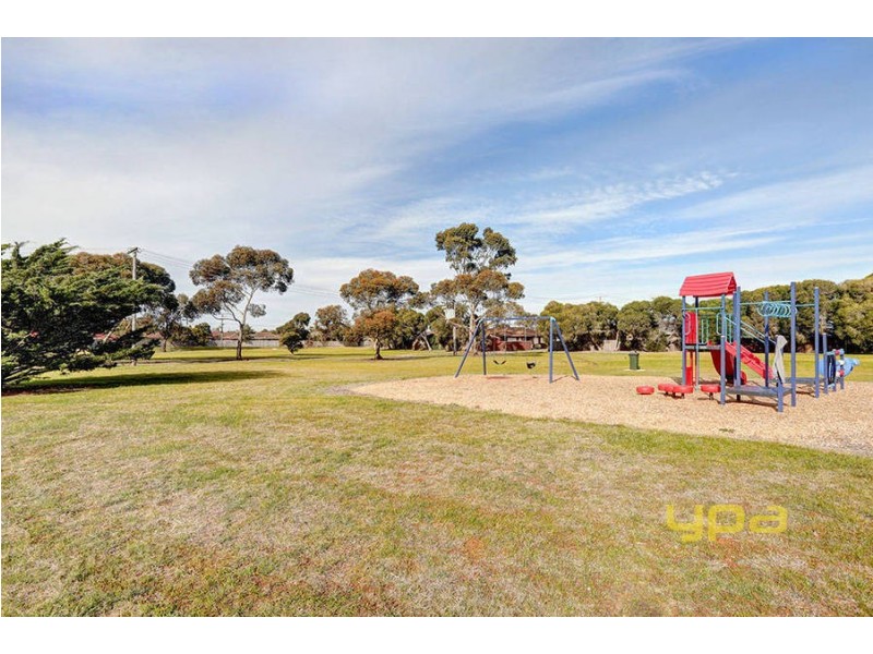 100 Barries Road, Melton VIC 3337