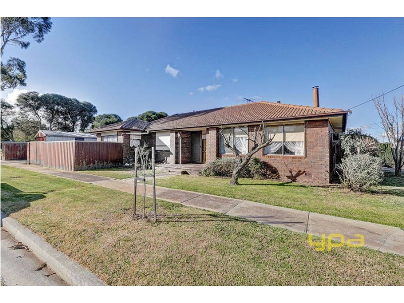 102 Barries Road, Melton VIC 3337