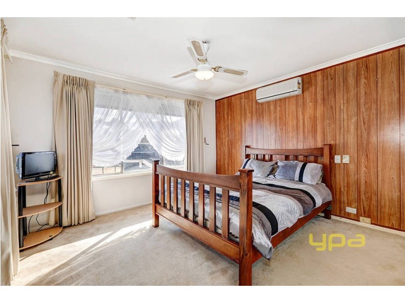 102 Barries Road, Melton VIC 3337