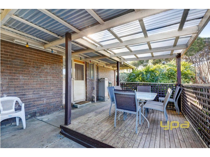 102 Barries Road, Melton VIC 3337