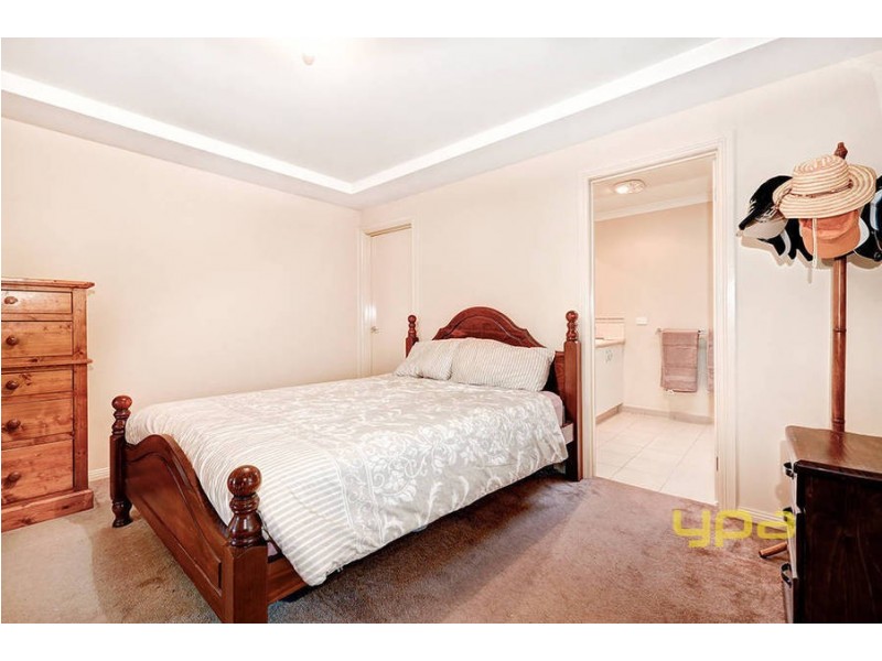 34 Sovereign Boulevard, Melton West VIC 3337