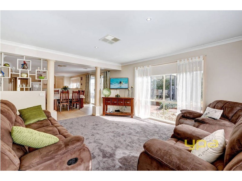 34 Sovereign Boulevard, Melton West VIC 3337