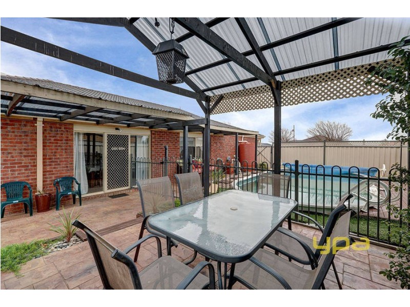 34 Sovereign Boulevard, Melton West VIC 3337