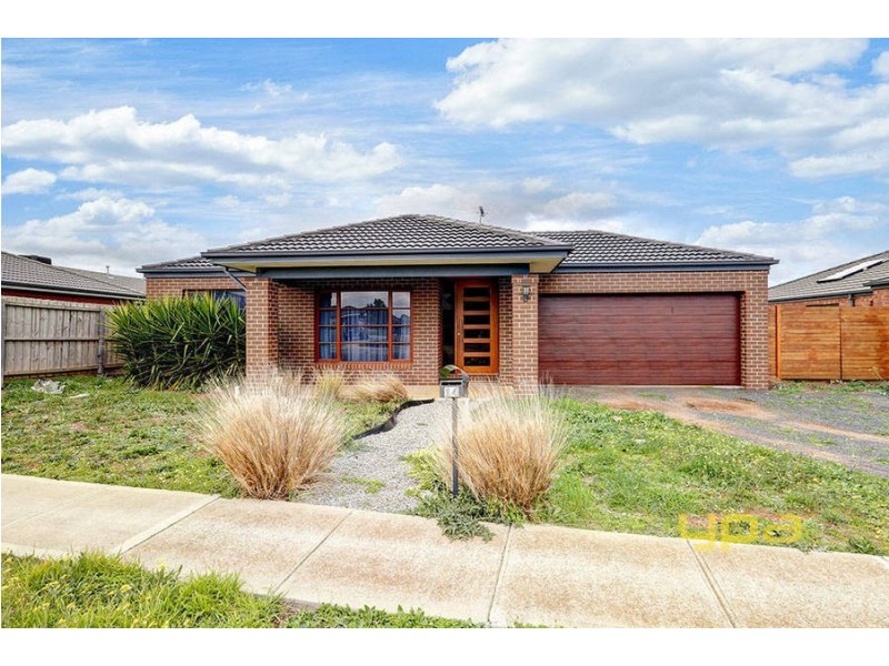 14 Black Knight Way, Kurunjang VIC 3337