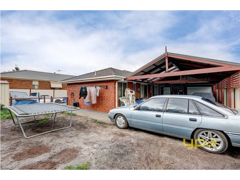 12 Lydeamore Place, Kurunjang VIC 3337