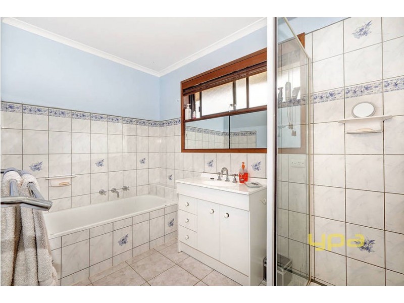 51 Centenary Avenue, Melton VIC 3337