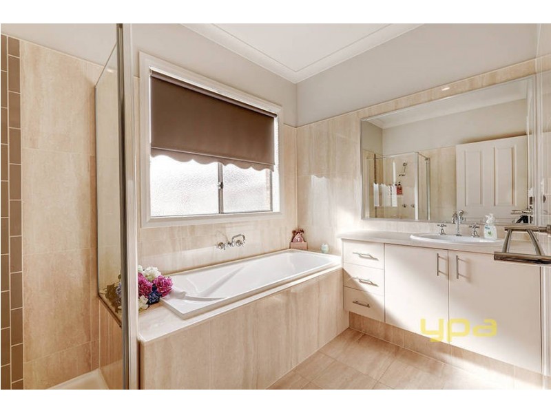 57 Gallery Avenue, Melton West VIC 3337