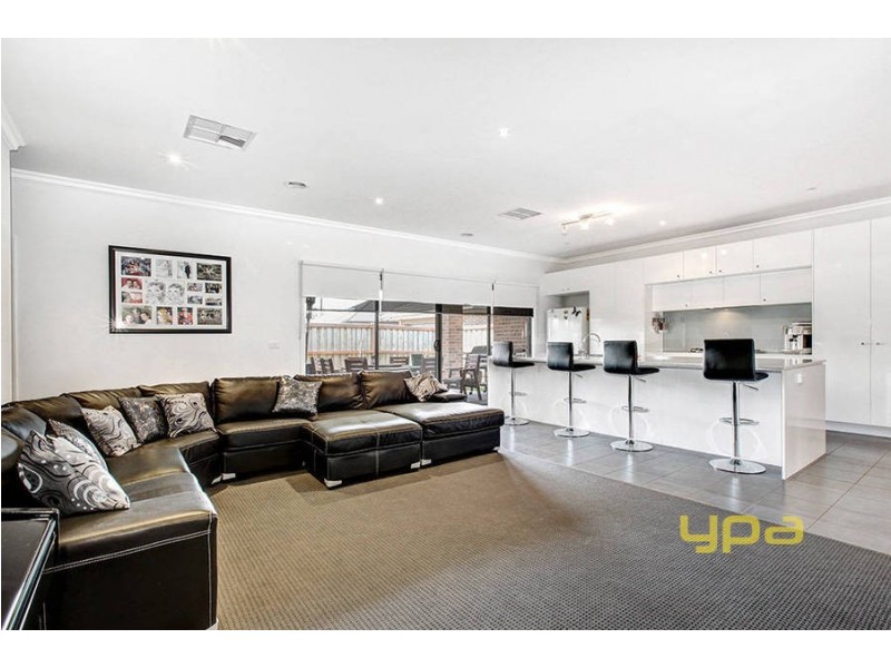 4 Creswick Drive, Eynesbury VIC 3338