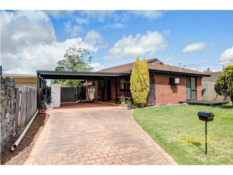 72 Hume Avenue, Melton South VIC 3338
