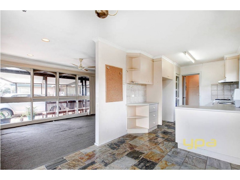 72 Hume Avenue, Melton South VIC 3338