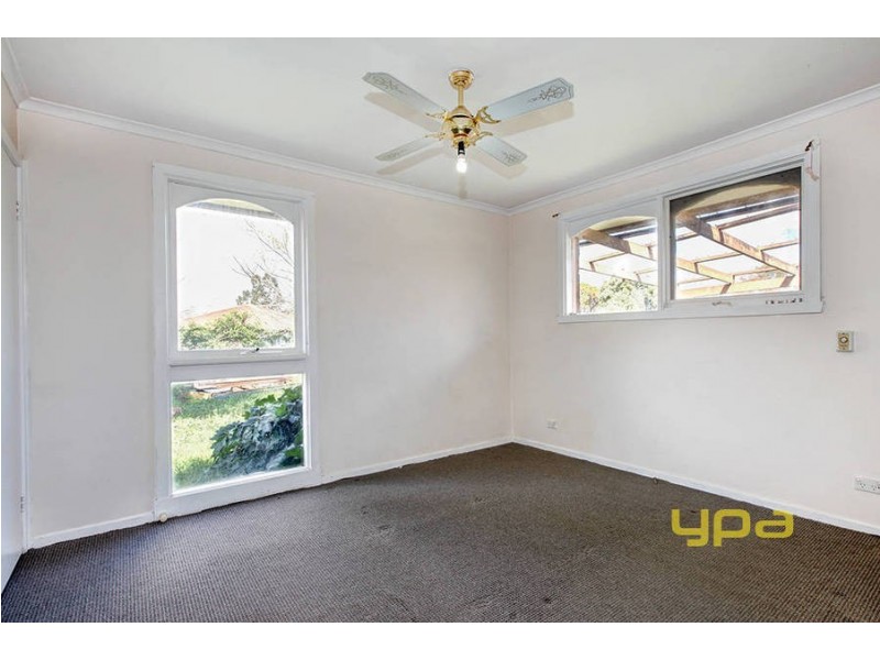 72 Hume Avenue, Melton South VIC 3338