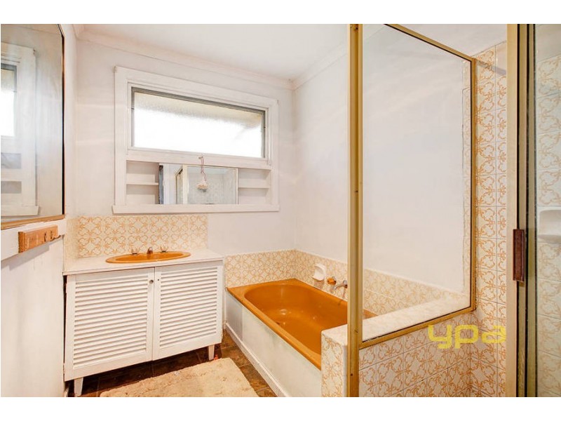 72 Hume Avenue, Melton South VIC 3338