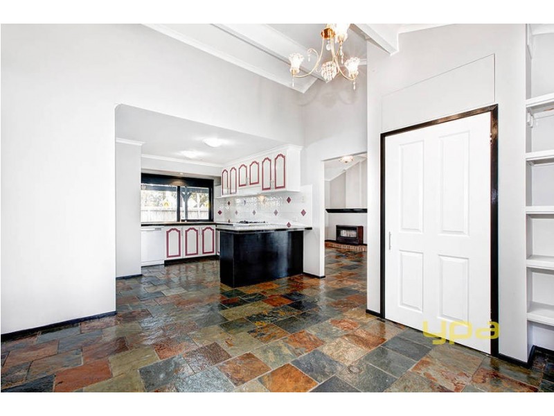 113 West Melton Drive, Melton West VIC 3337