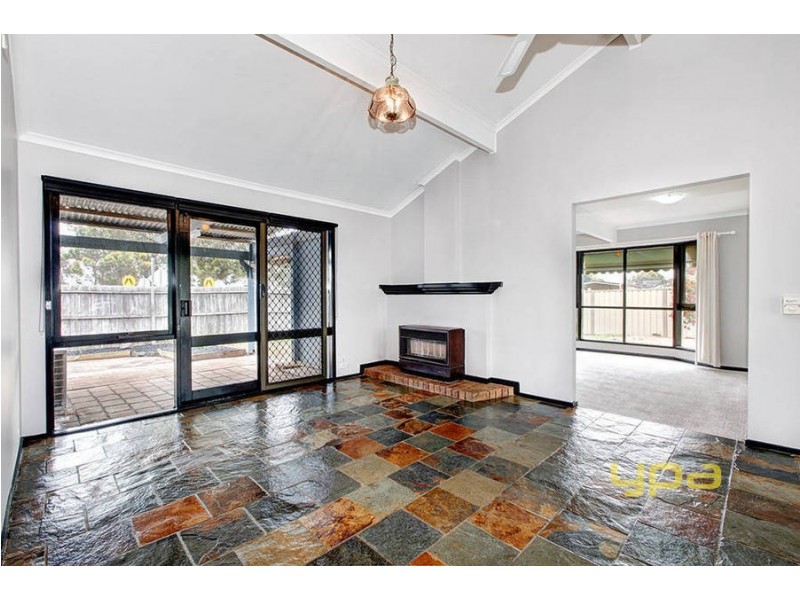 113 West Melton Drive, Melton West VIC 3337