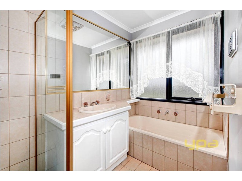 113 West Melton Drive, Melton West VIC 3337