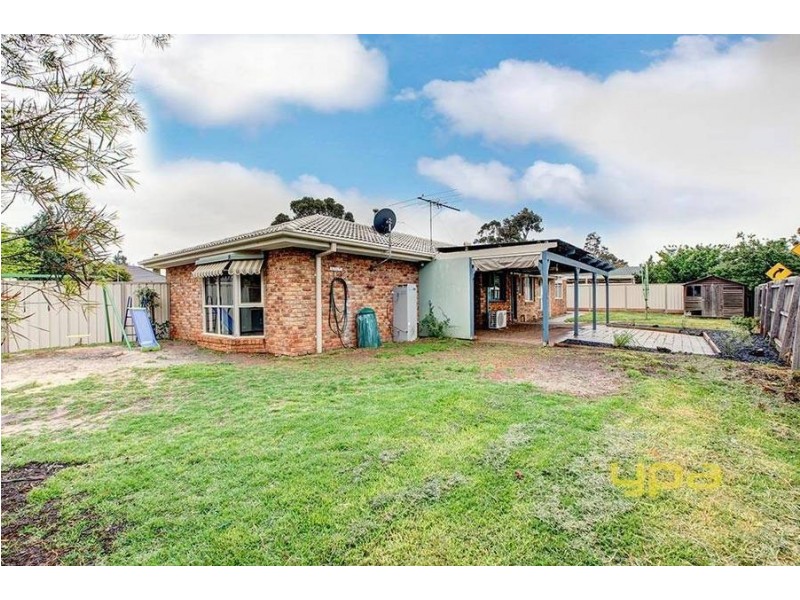 113 West Melton Drive, Melton West VIC 3337