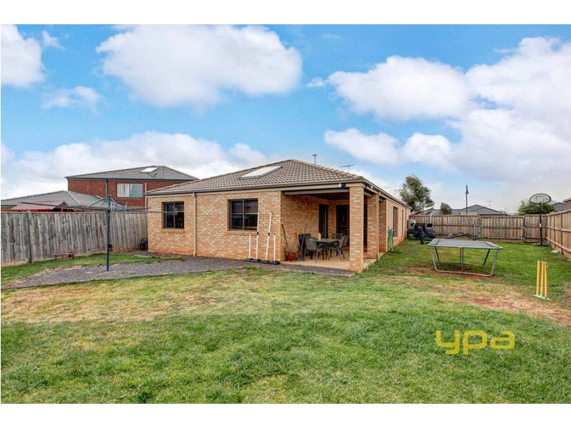 4 Arjun Avenue, Melton West VIC 3337