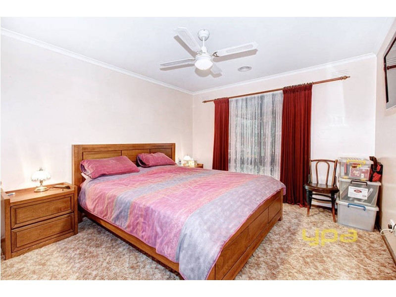 34 Bennett Street, Melton South VIC 3338