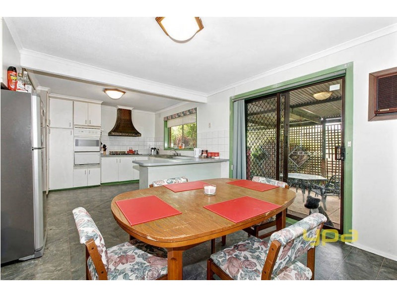 37 Connel Street, Melton South VIC 3338