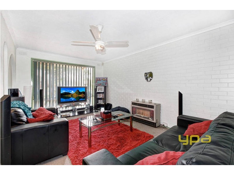 37 Connel Street, Melton South VIC 3338