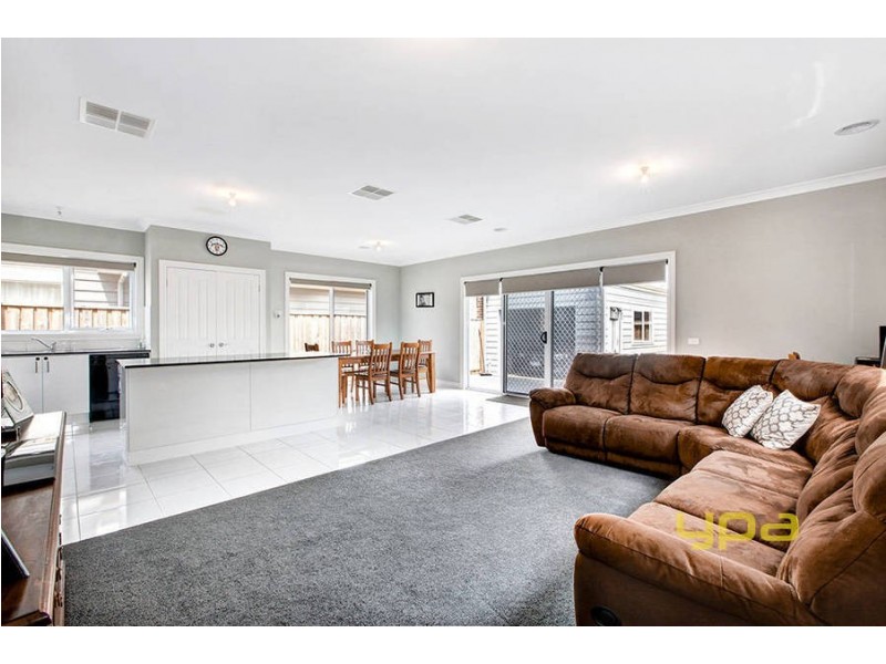 7 Castlemaine Walk, Eynesbury VIC 3338