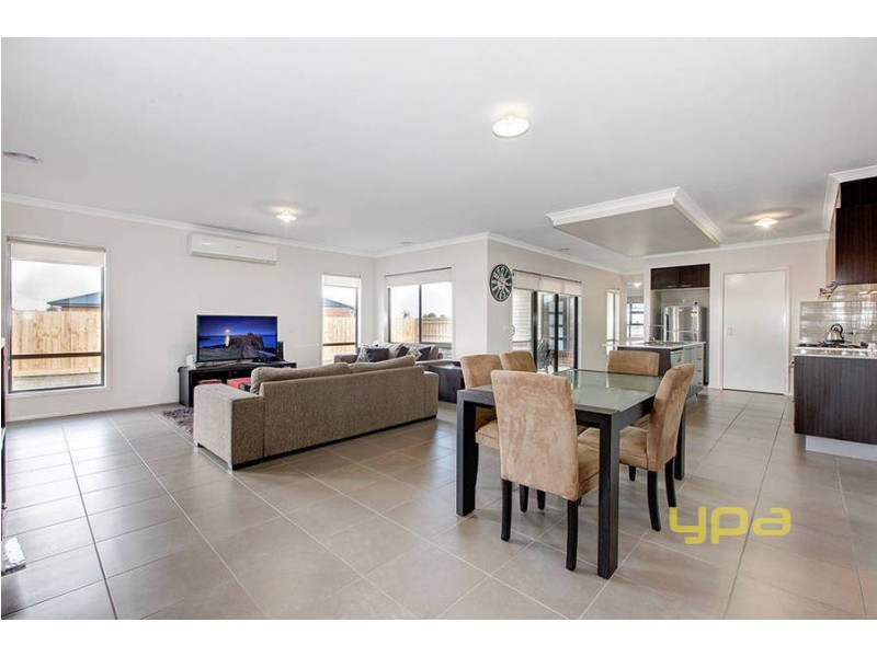 5 Meredith Place, Eynesbury VIC 3338