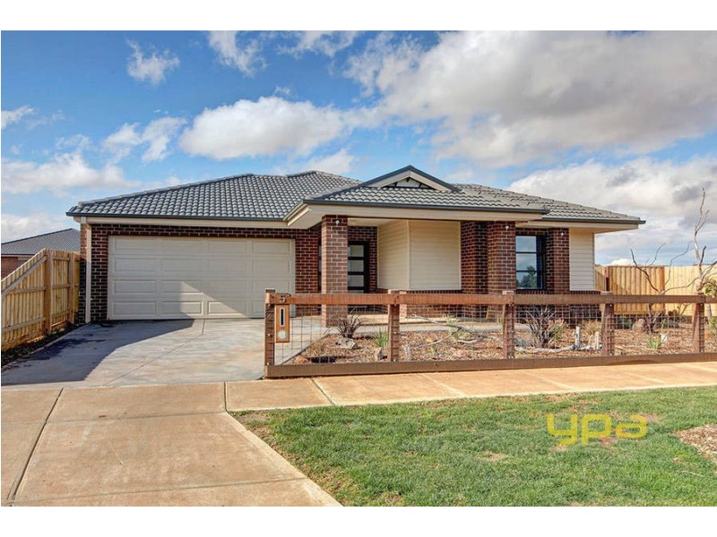 5 Meredith Place, Eynesbury VIC 3338