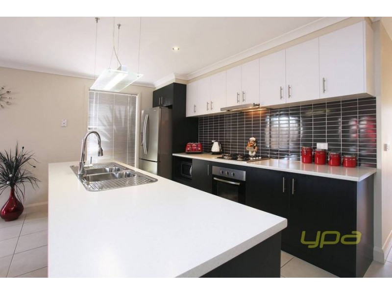 3 Citronelle Circuit, Brookfield VIC 3338