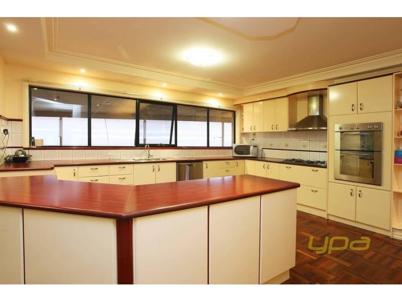 28 Westlake Drive, Melton West VIC 3337