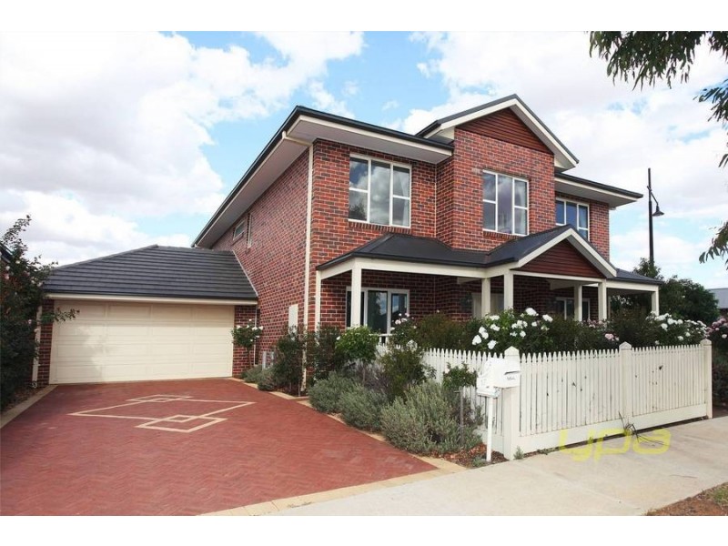 17 Trentham Avenue, Eynesbury VIC 3338