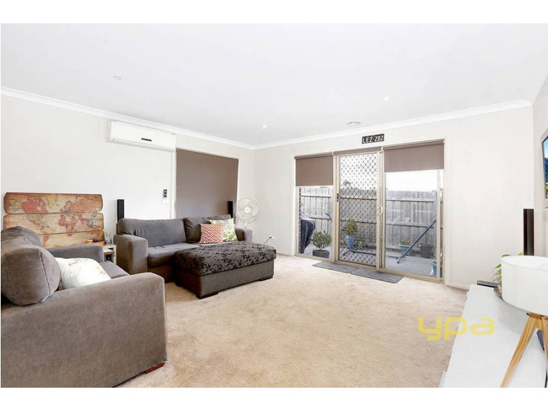 15/20-22 Roslyn Park Terrace, Melton West VIC 3337