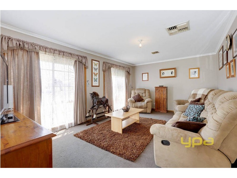 3 Lagarna Drive, Kurunjang VIC 3337