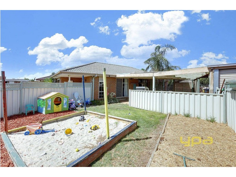 3 Lagarna Drive, Kurunjang VIC 3337