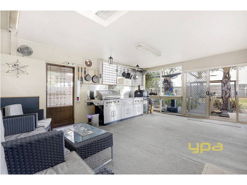 43 Leonid Drive, Rockbank VIC 3335