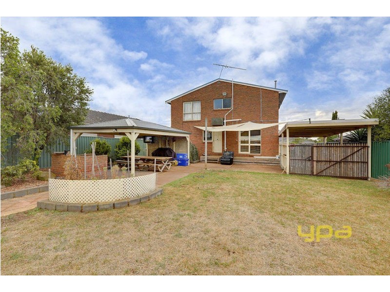 51 Westcott Parade, Rockbank VIC 3335