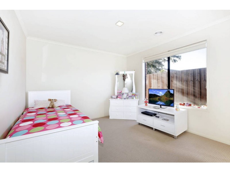 66 Black Knight Way, Kurunjang VIC 3337