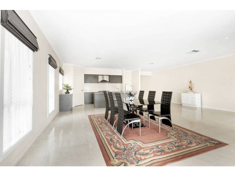 7 Kevington Drive, Eynesbury VIC 3338