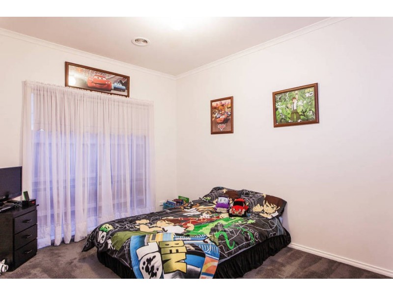 30 Brookfield Avenue, Brookfield VIC 3338