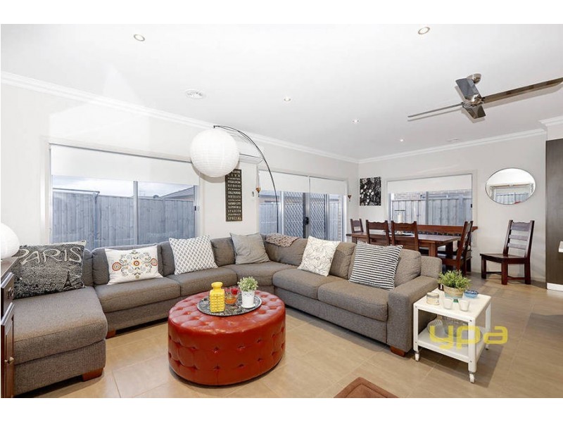 4 Twigrush Place, Brookfield VIC 3338