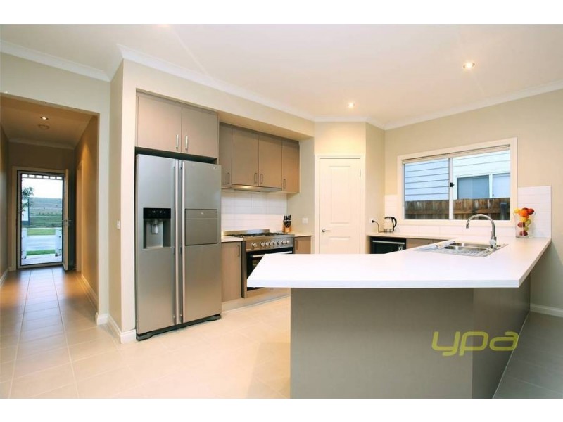 697 Eynesbury Road, Eynesbury VIC 3338