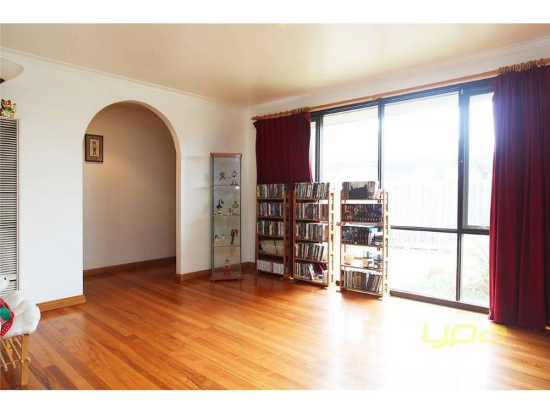 14 Bennett Street, Melton South VIC 3338