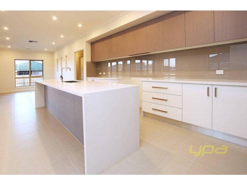 9 Corak Street, Eynesbury VIC 3338