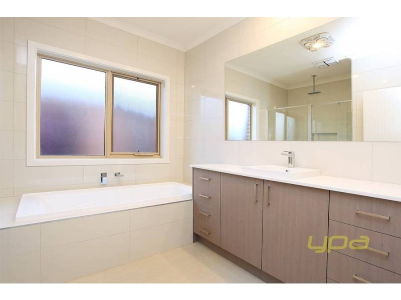 9 Corak Street, Eynesbury VIC 3338