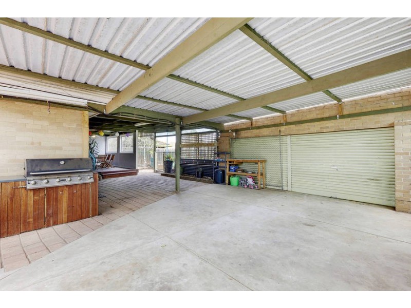 7 Kilmuir Place, Melton West VIC 3337