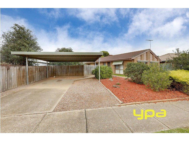 45 Black Dog Drive, Brookfield VIC 3338