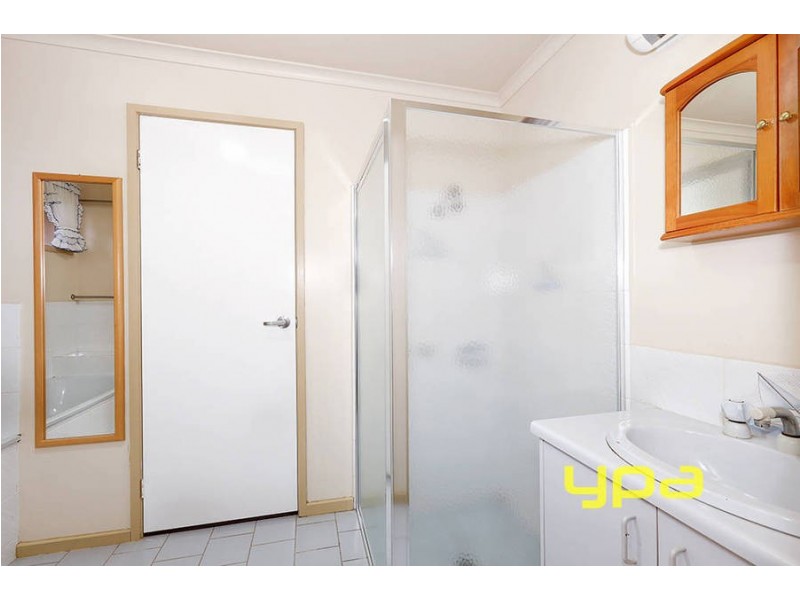 45 Black Dog Drive, Brookfield VIC 3338