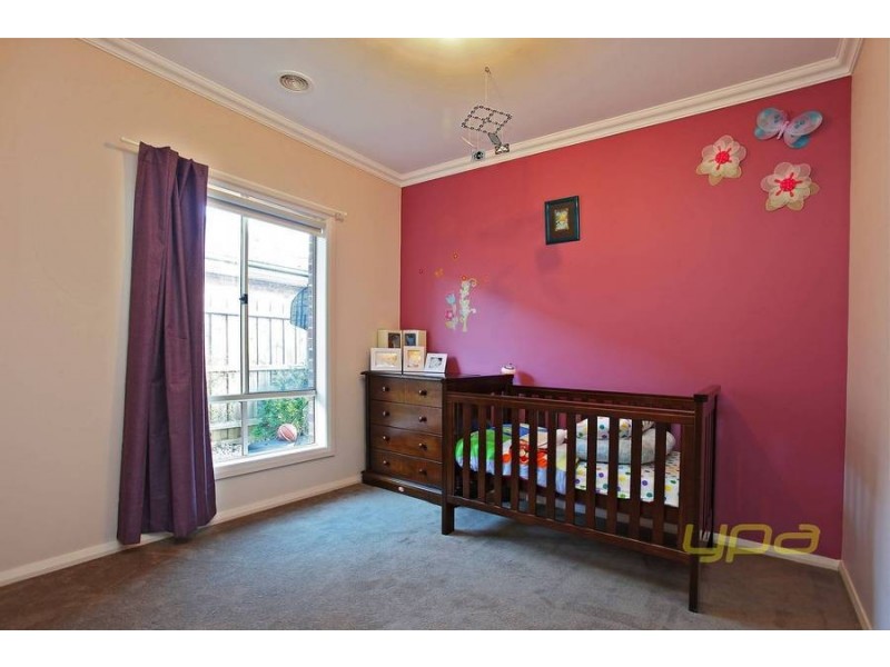 8 Trentham Drive, Eynesbury VIC 3338